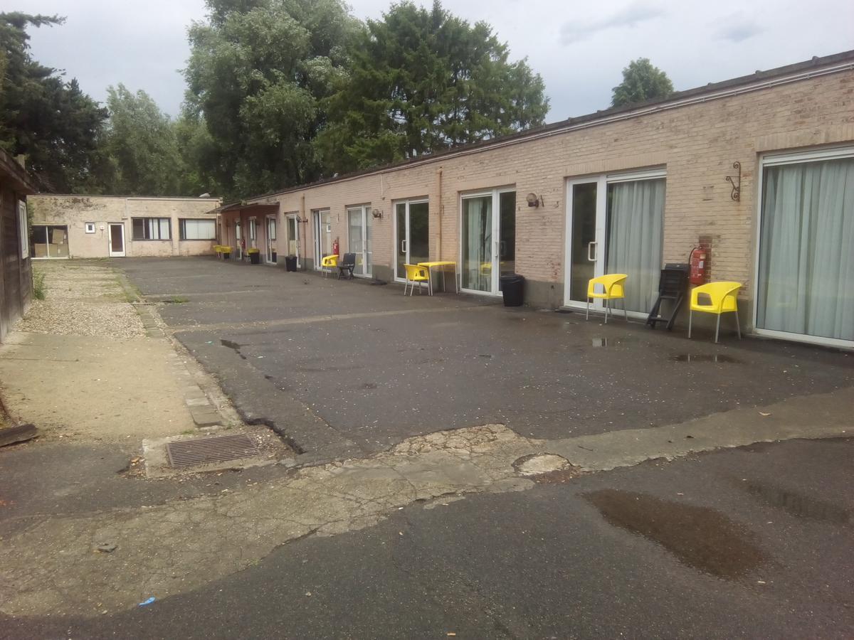 Hotel Logies Waasland Sint-Niklaas Exterior foto